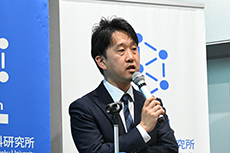 一般講演:教授 関 剛斎