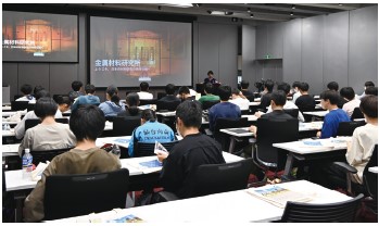 高校生の所内見学