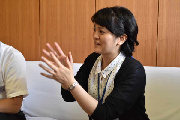 助教 仲村愛